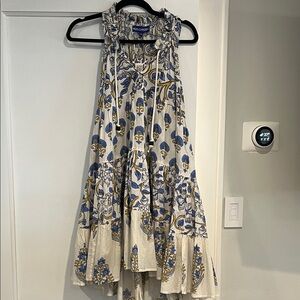Elegant Blue and Cream Floral Mini Dress